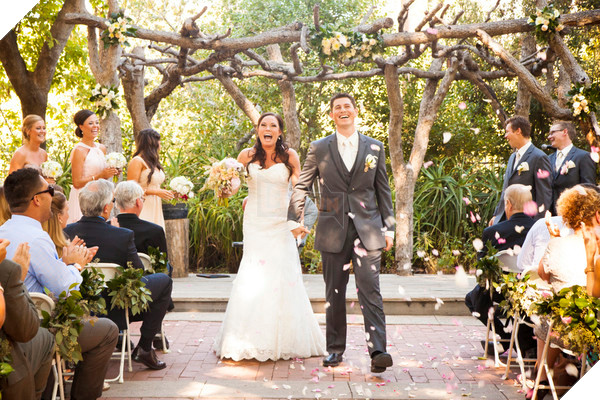 Hình ảnh có liên quan