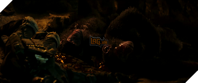 “War for the Planet of the Apes” tung trailer cuối tiết lộ thảm kịch của khỉ Caesar 2