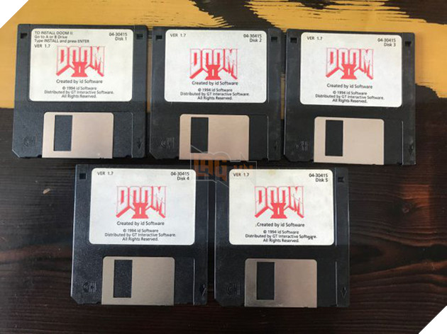 Một chiếc đĩa mềm cài game được rao bán với giá không tưởng: hơn 60 triệu đồng