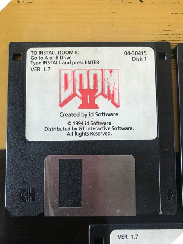 Một chiếc đĩa mềm cài game được rao bán với giá không tưởng: hơn 60 triệu đồng