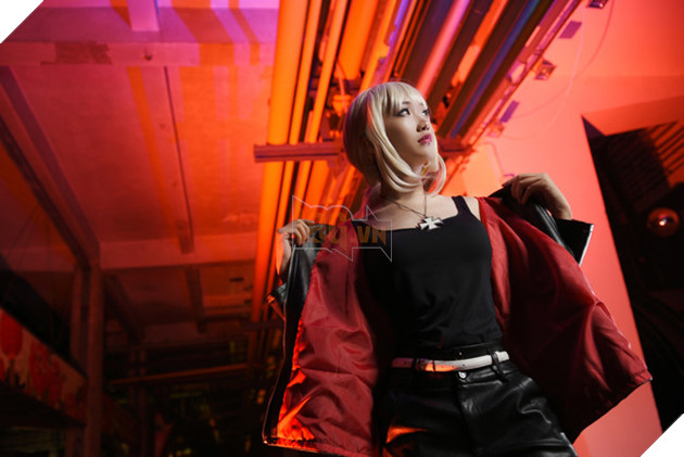 Cùng ngắm cosplay Black Saber cực chất trong Fate/Grand Order