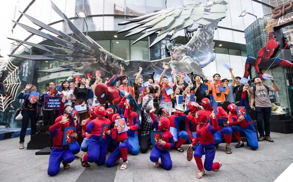 Cận cảnh buổi Fan Meeting đầy hào hứng của phim Người Nhện: Trở về nhà