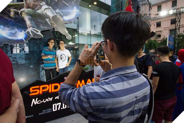 Cận cảnh buổi Fan Meeting đầy hào hứng của phim Người Nhện: Trở về nhà 9