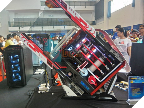 Hình ảnh lễ hội trình diễn máy tính Intel Extreme PC Master mùa 3 - Sôi động, đầy sáng tạo 15