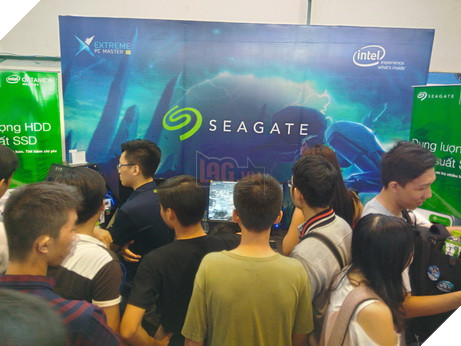 Hình ảnh lễ hội trình diễn máy tính Intel Extreme PC Master mùa 3 - Sôi động, đầy sáng tạo 24