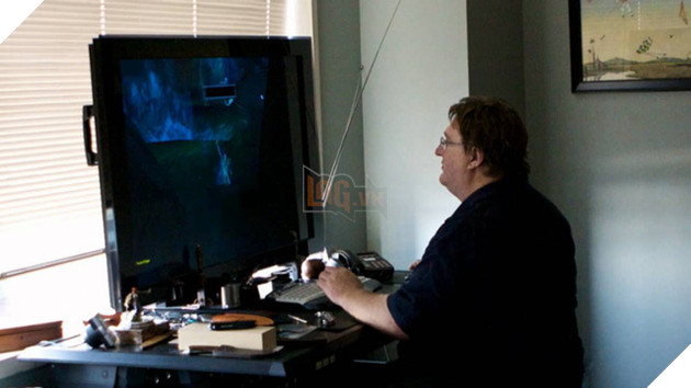 5 tỷ phú giàu "nứt khố đổ vách" nhưng vẫn thích chơi game