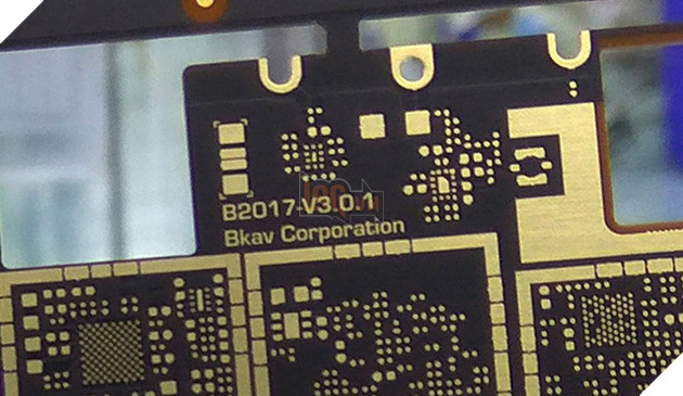 Bphone 2 lộ bảng mạch, gia công ở nhà máy Khu công nghiệp Bắc Ninh 2