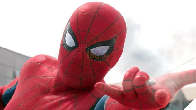 
Lần này Nhện còn có hẳn một chị trợ lý thông minh!
