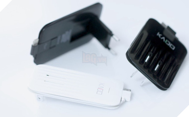 Đây là bộ sạc điện thoại mỏng nhất hệ mặt trời, chỉ có nửa cm