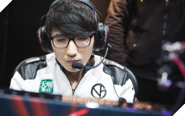 Người tình của Faker bất ngờ sang Trung Quốc làm HLV, đã thế còn trở thành thầy của Easyhoon