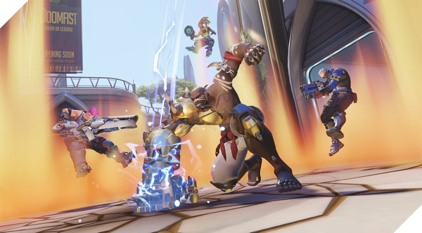 Lao vào chiến trường hoặc dùng để thoát thân, Meteor Strike đều có đất dụng võ