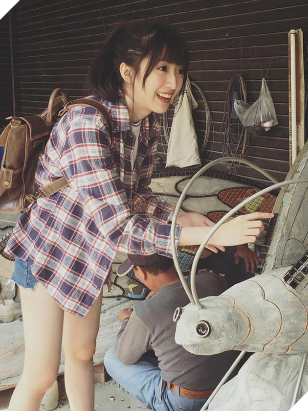 Chiêm ngưỡng nhan sắc "thiên thần" của nữ MC LMHT cầu hôn KkOma và khiến Faker ngẩn ngơ