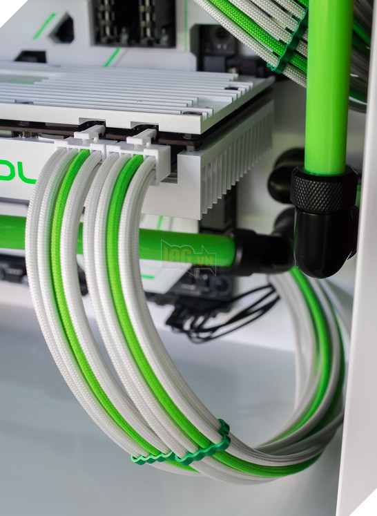 Alphacool giới thiệu 2 dòng sản phẩm mới trái ngành của mình. 8