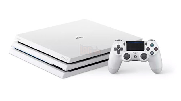 Đã có thể đặt trước PS4 Pro phiên bản trắng Ngọc Trinh 