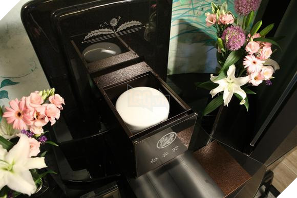 Nghĩa trang công nghệ cao - hình thức mai táng mới trong cuộc sống hối hả của người Nhật - Ảnh 3.