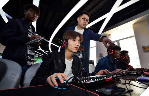 Cận cảnh trường học đào tạo game thủ chuyên nghiệp tại Trung Quốc, nơi bạn chơi nhiều hơn học