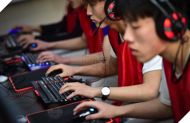 Cận cảnh trường học đào tạo game thủ chuyên nghiệp tại Trung Quốc, nơi bạn chơi nhiều hơn học