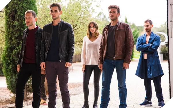 Cặp đôi anh em bá đạo trên đường đua Andrew và Garrett Foster