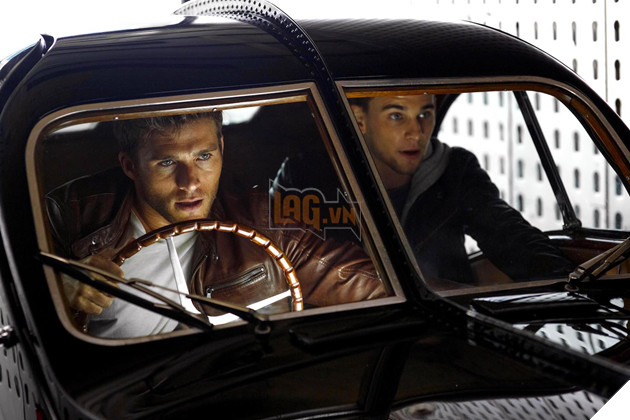 “Overdrive” Phim hành động kế thừa loạt “Fast and Furious” 4