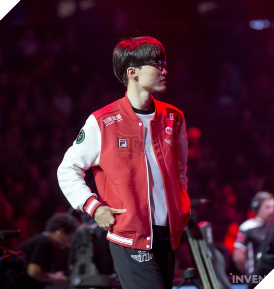 LMHT: Kiếm được hàng triệu USD/năm, Faker vẫn tiết kiệm đến mức bị mất điện thoại vẫn nhất quyết không mua cái mới