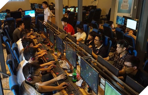 
Quán net kinh doanh ban đêm vừa sai luật vừa gặp nhiều nguy cơ (ảnh minh hoạ).
