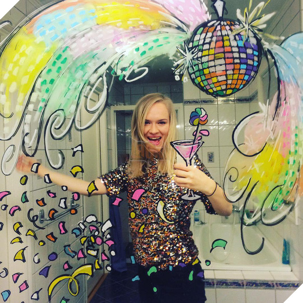 Đố bạn chụp selfie trong gương đẹp và chất như cô gái này - Ảnh 1.