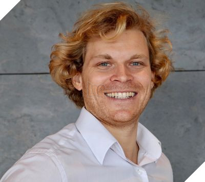 Đồng sáng lập Julian Hosp.