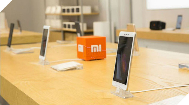 Sau quý kinh doanh hoành tráng nhất trong lịch sử, Xiaomi vay liền 1 tỷ USD để Tây tiến