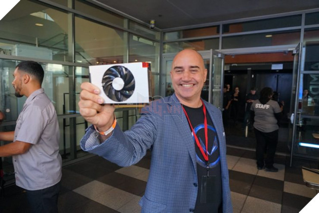 Chi tiết RX Vega 64, RX Vega 56 và hình ảnh thoáng qua của RX Vega Nano được AMD công bố tại Siggraph năm nay 8