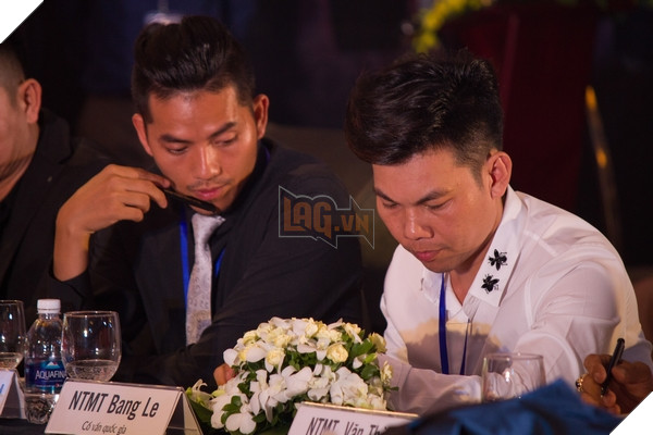 Đến những giám khảo lành nghề như Bằng Lê hay Vũ Đức Quân cũng gặp khó khăn trong việc cho điểm