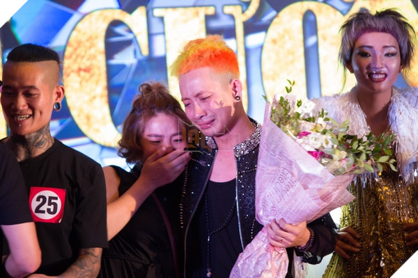 Cảm xúc của các thí sinh khi được xướng tên nhận giải