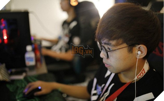 Vòng bảng ngày 1: Khởi đầu thuận lợi cho các ông lớn