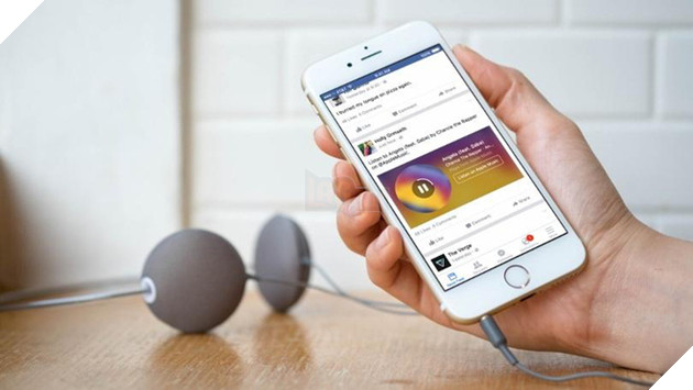 Người dùng Facebook di động không mấy mặn mà với chức năng ăn theo của Instagram Stories từ Facebook