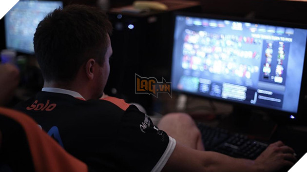 Vòng bảng ngày 2: VP bị LFY vả sấp mặt 2 trắng 