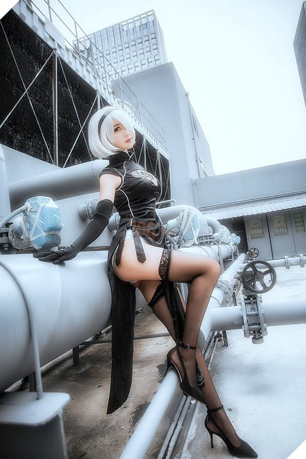 Chảy máu mũi với cosplay Nier: Automata cực gợi cảm