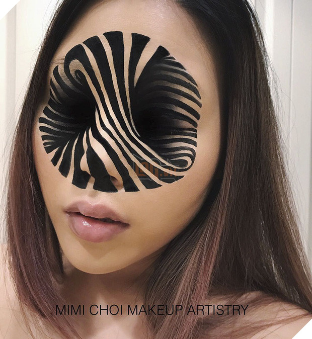 Ảo giác khuôn mặt bị cắt thành từng khúc dưới bàn tay phép thuật phù thủy trang điểm - Ảnh 11.