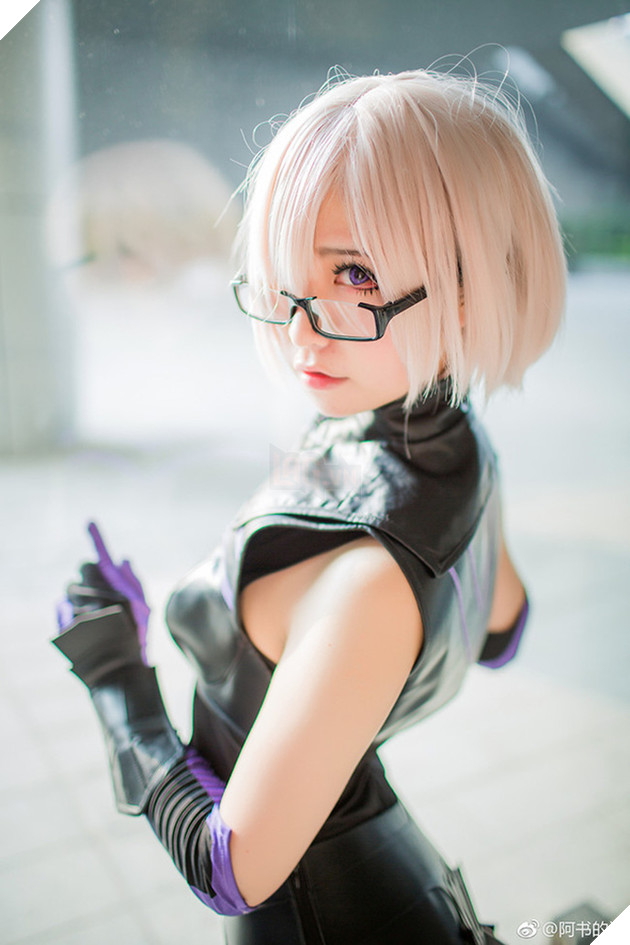 Cùng ngắm cosplay Fate/Grand Order cực gợi cảm và quyến rũ