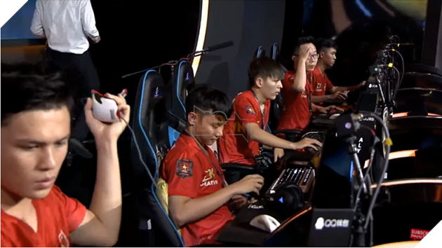 Đội tuyển Đột Kích Việt Nam dừng chân tại vòng Bán Kết quốc tế với 550 triệu tiền thưởng 4