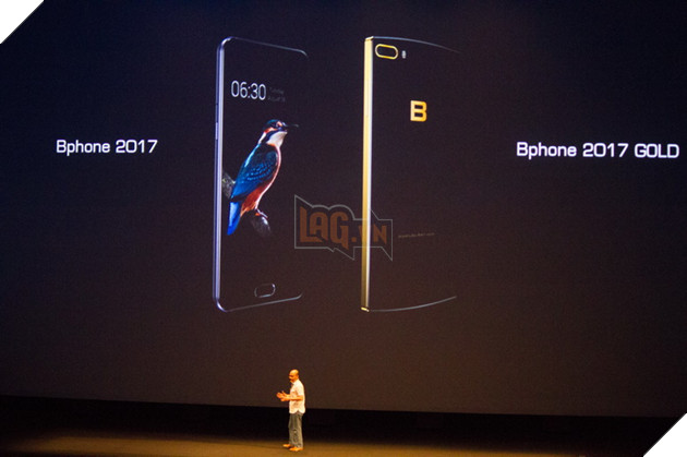 Toàn cảnh buổi lễ ra mắt sản phẩm Bphone 2017 và sản phẩm trên tay. 19