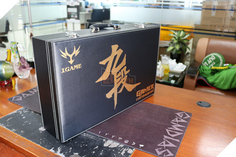 Cận cảnh chiếc Card màn hình 1080Ti mạnh nhất thế giới 3