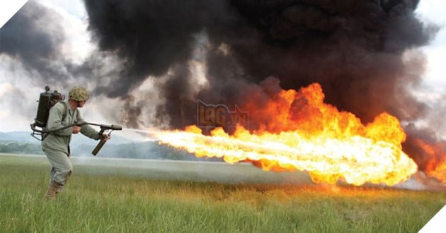 5 loại vũ khí cực kỳ hiệu quả trong thực tế nhưng lại "phế" trong game