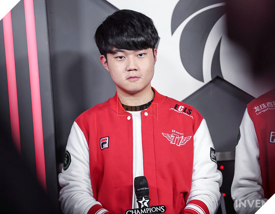 32793266252_b085c2c906_z