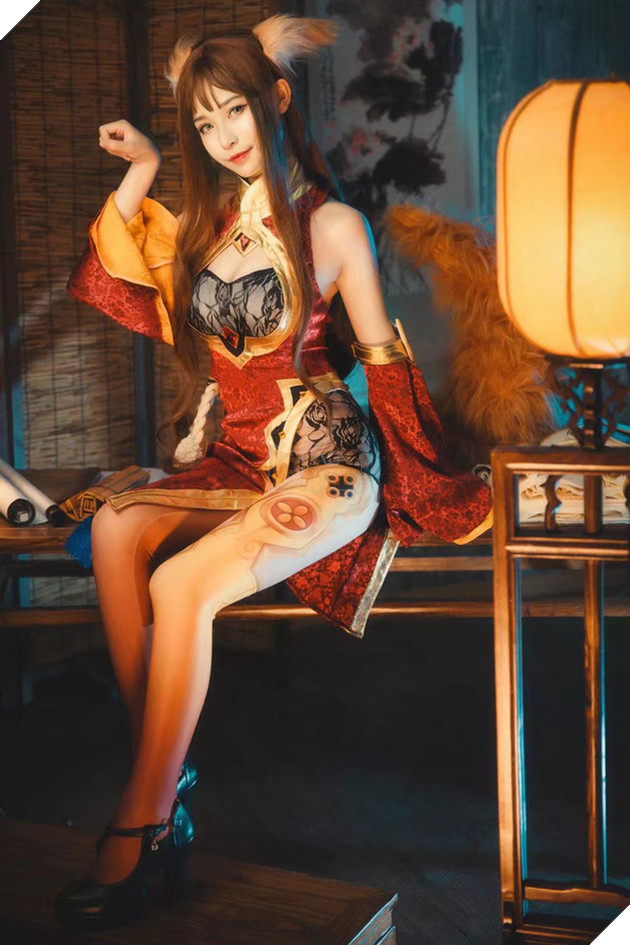 Cosplay hồ ly Đắc Kỷ cực gợi cảm khiến game thủ không khỏi xao xuyến