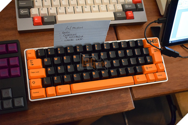 Tổng hợp các bàn phím cơ custom độc lạ từ xứ sở sương mù  4