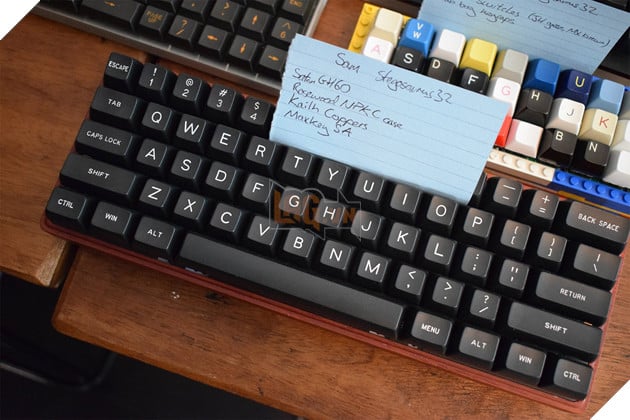 Tổng hợp các bàn phím cơ custom độc lạ từ xứ sở sương mù  9
