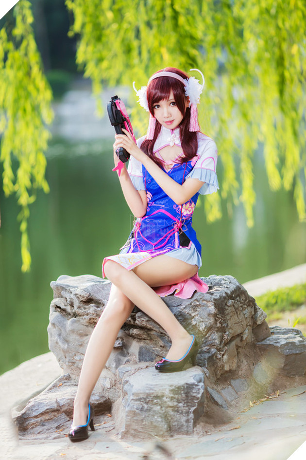 Cùng ngắm cosplay D.Va cực dễ thương và nhí nhảnh trong Overwatch