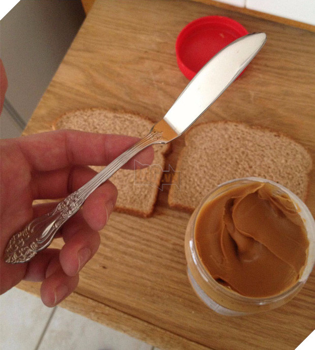 Chùm ảnh: 13 tình huống đầy trớ trêu trong cuộc sống mà chỉ những người thuận tay trái mới hiểu - Ảnh 8.