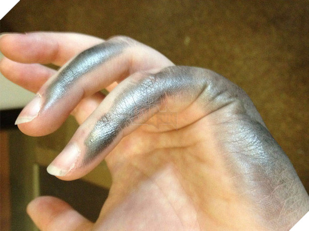 Chùm ảnh: 13 tình huống đầy trớ trêu trong cuộc sống mà chỉ những người thuận tay trái mới hiểu - Ảnh 2.