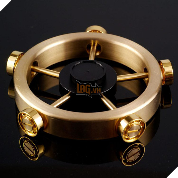 Xoay 12 phút liên tục không nghỉ: Chỉ có thể là con quay fidget spinner của người Nhật - Ảnh 1.