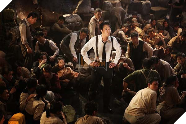 Khương Ngọc và Phi Thanh Vân cùng ra khơi tới Đảo Địa Ngục 16